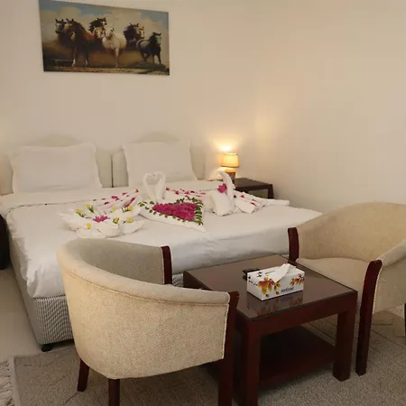 Al-Ashkhara Beach Resort منتجع شاطئ الأشخرة Al Sharqiyah Exterior photo