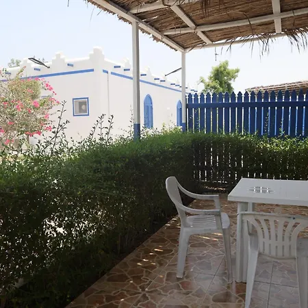 Al-Ashkhara Beach Resort منتجع شاطئ الأشخرة Al Sharqiyah Exterior photo