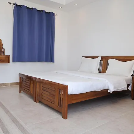 Al-Ashkhara Beach Resort منتجع شاطئ الأشخرة Al Sharqiyah Exterior photo